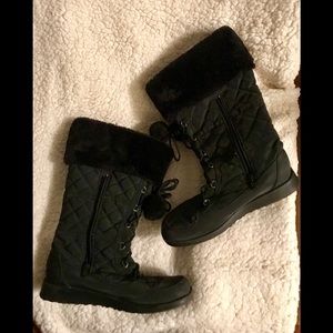 Jellypop black fur lace up boot 8.5M